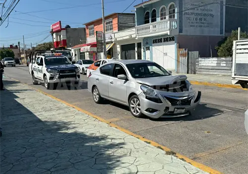 Carambolazo en el par vial del barrio Nicalocok