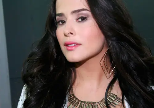 Danna Garc&iacute;a festeja cercan&iacute;a con M&eacute;xico