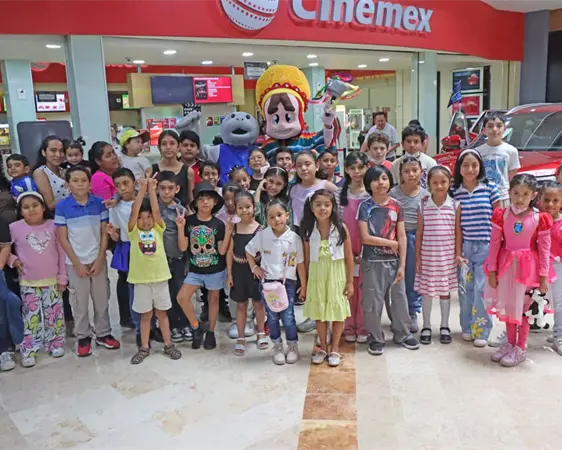 Cuarto Poder festeja a los pequeños lectores