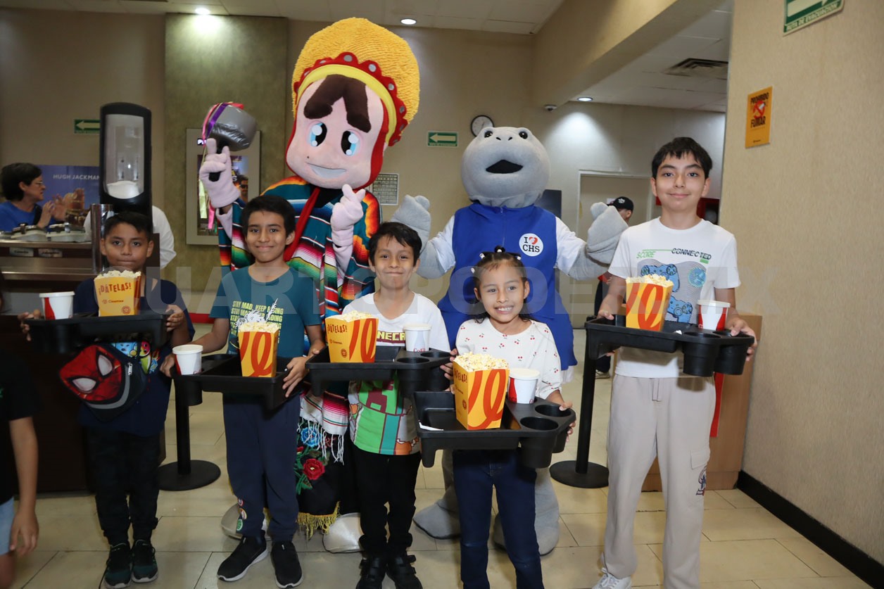 Cuarto Poder festeja a los pequeños lectores
