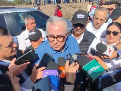 FGR afirma que no hay elementos para detener a Rocha