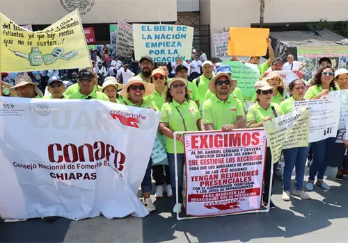 Marchan por mejores condiciones laborales