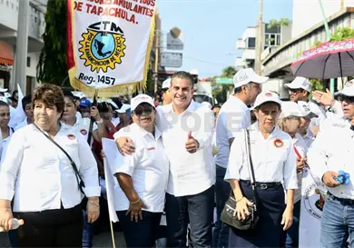 Cercan&iacute;a y unidad con la clase trabajadora: Yamil