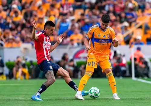Tigres y Chivas buscar&aacute;n dar el primer golpe