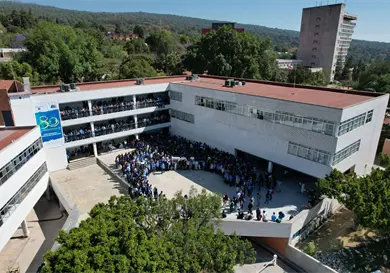Alumnos en paro entregan Campus Chamilpa