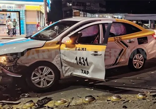Semaforazo de autos en cruce de la Costera