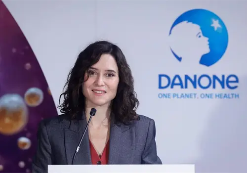 Presidenta de la Comunidad de Madrid llega de visita