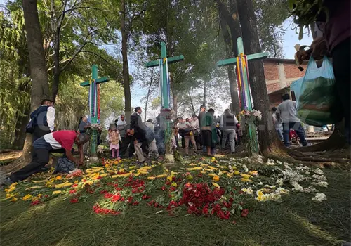Realizan ceremonias para proteger el agua