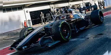 "Checo" termina decimosexto en el GP de Miami