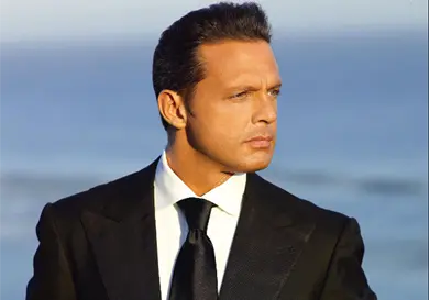 Luis Miguel convirti&oacute; canto en juego