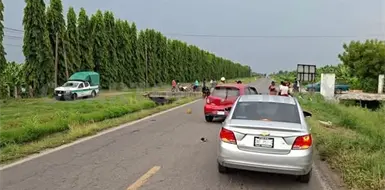 Accidente mortal de motocicleta; hay un deceso