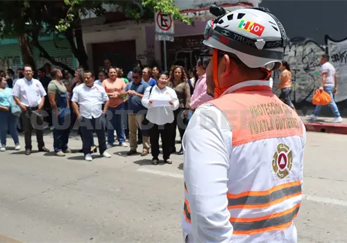 Prev&eacute;n a 455 mil personas en simulacro