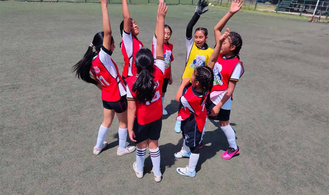 Futbolito Bimbo promueve trabajo en equipo, el respeto y disciplina a través del Futbol. Cortesía