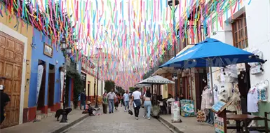 Incrementan turistas, pero derrama disminuye