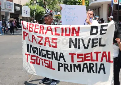 Docentes piden liberaci&oacute;n de plazas