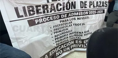 Protestan docentes en educaci&oacute;n; quieren plazas