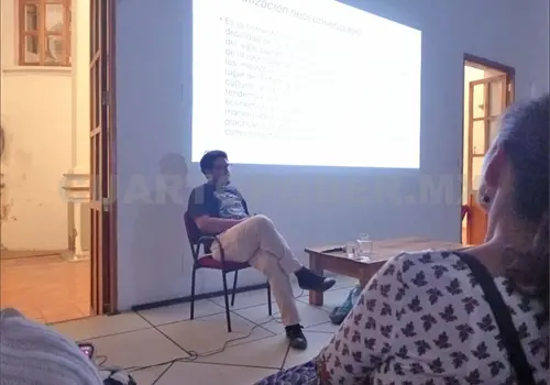 Charlan sobre pol&iacute;ticas culturales
