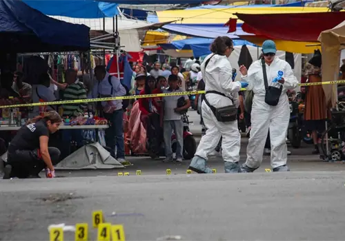 Encapuchados balean a personas; dos fallecidos