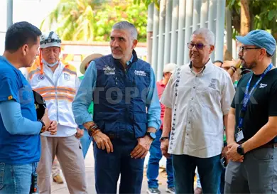 Atiende &Aacute;ngel Torres embovedado en Las Palmas