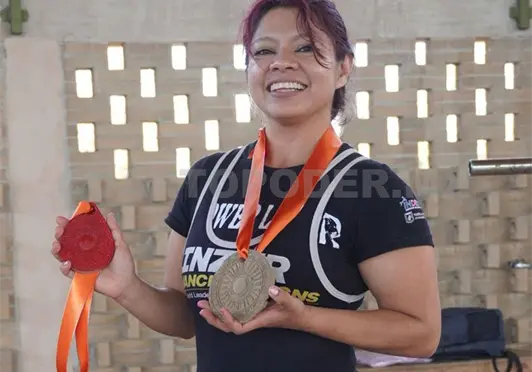 Mam&aacute;, atleta y ejemplo de fortaleza