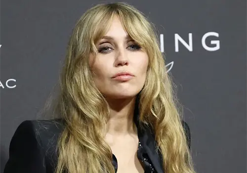 Miley Cyrus tendrá su estrella en Hollywood Miley Cyrus tendrá su estrella en Hollywood