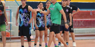 Exitosa Cl&iacute;nica Estatal de Certificaci&oacute;n
