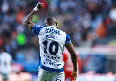 Pachuca elimina al bicampe&oacute;n Toluca