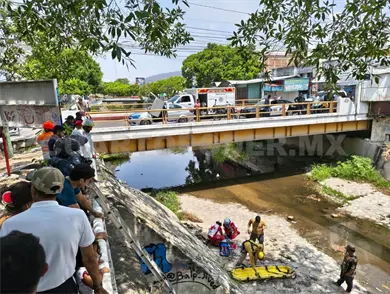 Menor de edad cae al fondo de canal del río Sabinal Menor de edad cae al fondo de canal del río Sabinal