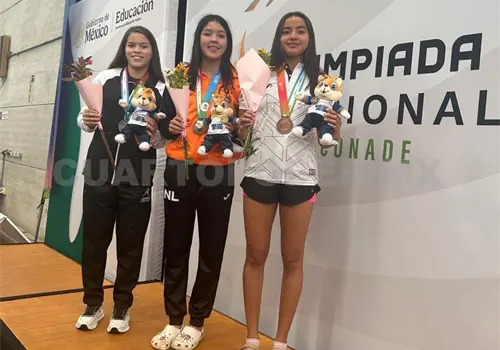 Nataci&oacute;n regresa a casa con cinco medallas