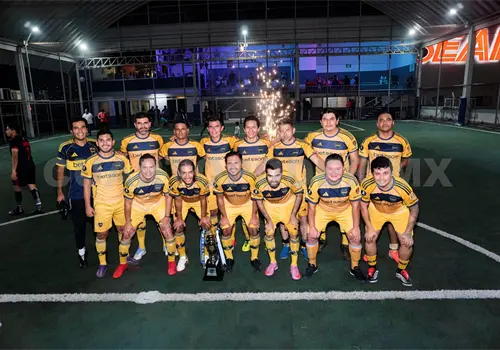 Caguamos FC conquista el t&iacute;tulo en veteranos