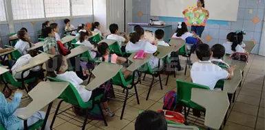 Respaldan ratificaci&oacute;n de calendario escolar