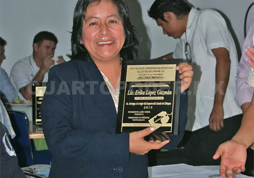 Erika López Guzmán, pionera del Futbol femenil Erika López Guzmán, pionera del Futbol femenil