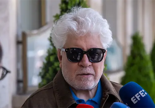 Almod&oacute;var arremete contra Hollywood y el Oscar