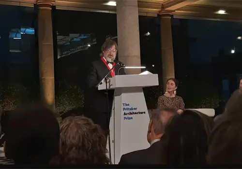 Smiljam Radi Clarke recibe Premio Pritzker Smiljam Radi Clarke recibe Premio Pritzker