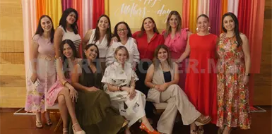 Celebrando a las mam&aacute;s del colegio