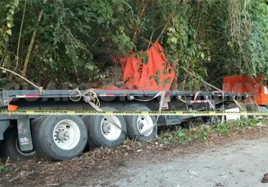 Muere tabasque&ntilde;o al destrozar su unidad