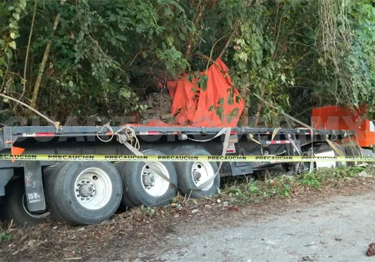 Muere tabasque&ntilde;o al destrozar su unidad