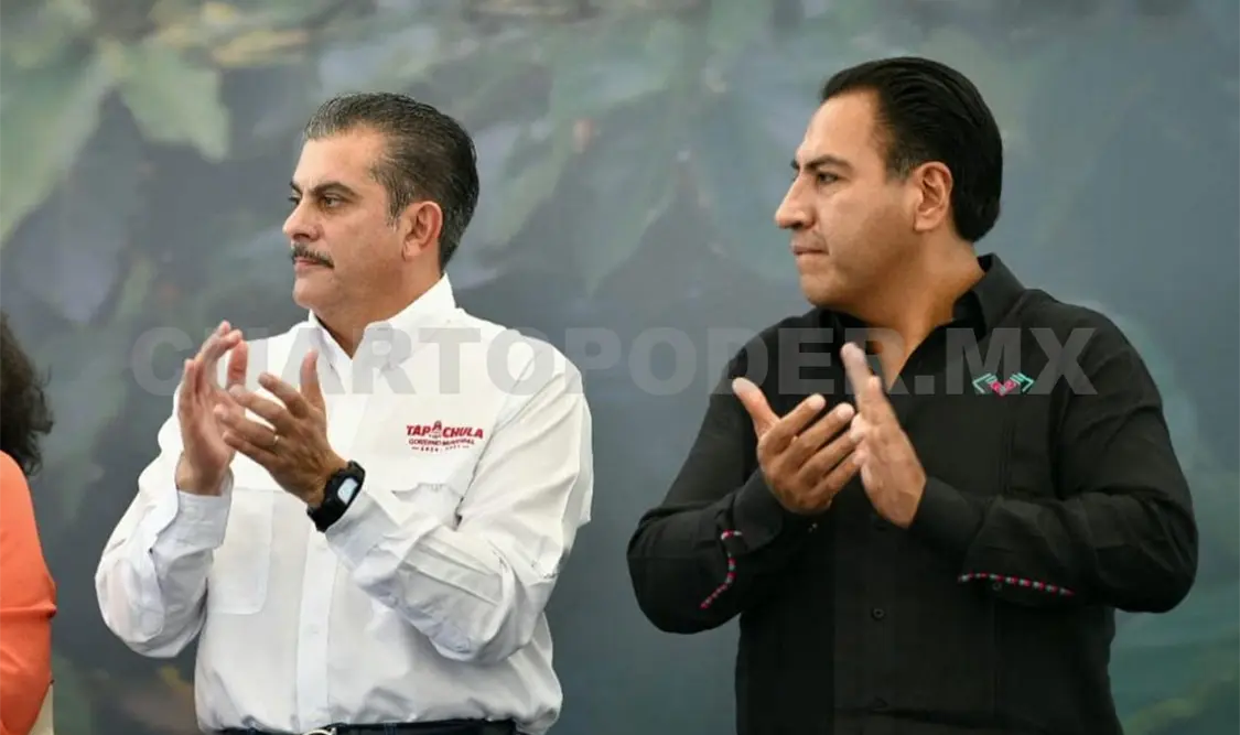 El presidente municipal junto al gobernador del estado. Cortesía