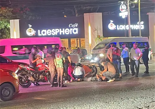 Sufre un accidente por presunto semaforazo Sufre un accidente por presunto semaforazo