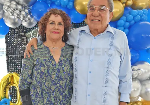 Ismael cumple 8 d&eacute;cadas