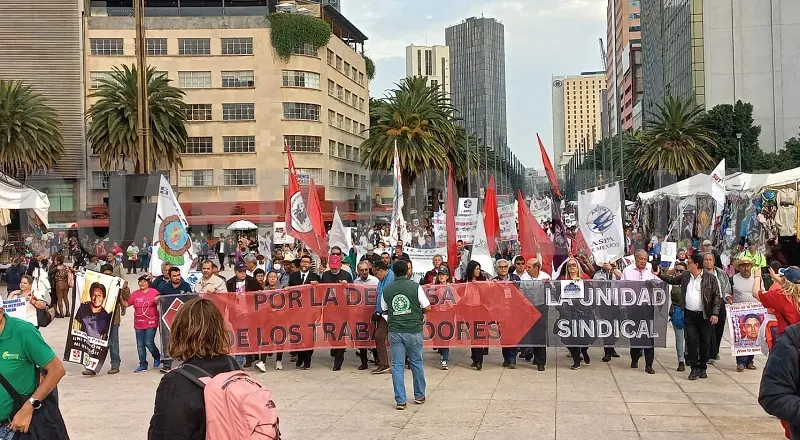 Comités exigen reestructuración en la SEP