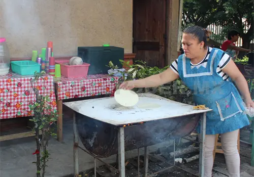 De membrete, el cuidado de las mujeres y la ni&ntilde;ez