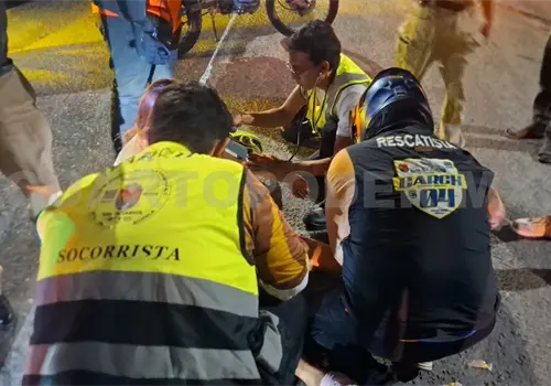 Impacto por alcance; hubo dos lesionados Impacto por alcance; hubo dos lesionados