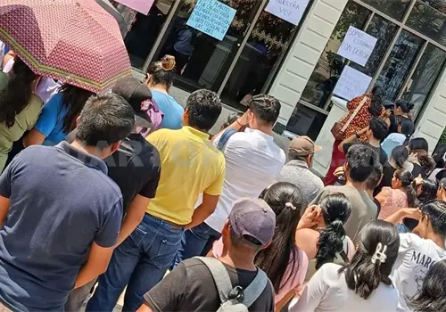Protestan por cierre de universidad Benito Ju&aacute;rez