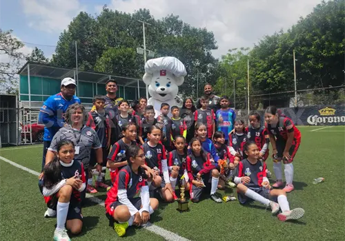 Camilo Pintado Rinc&oacute;n avanza al nacional