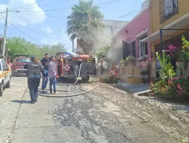Fuego calcina colch&oacute;n y aire acondicionado