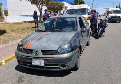Lo detienen por manejar ebrio y causar un choque