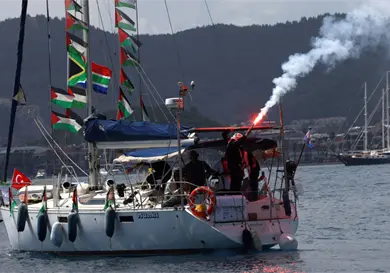 Exigen familiares conocer paradero de flotilla interceptada