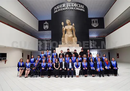 Egresan alumnos de la Maestría en Derechos Humanos Egresan alumnos de la Maestría en Derechos Humanos