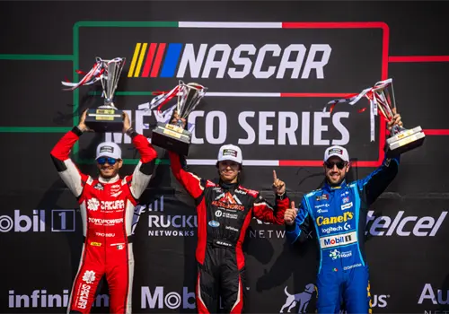 Texano Helio Meza se apodera de la pista Texano Helio Meza se apodera de la pista